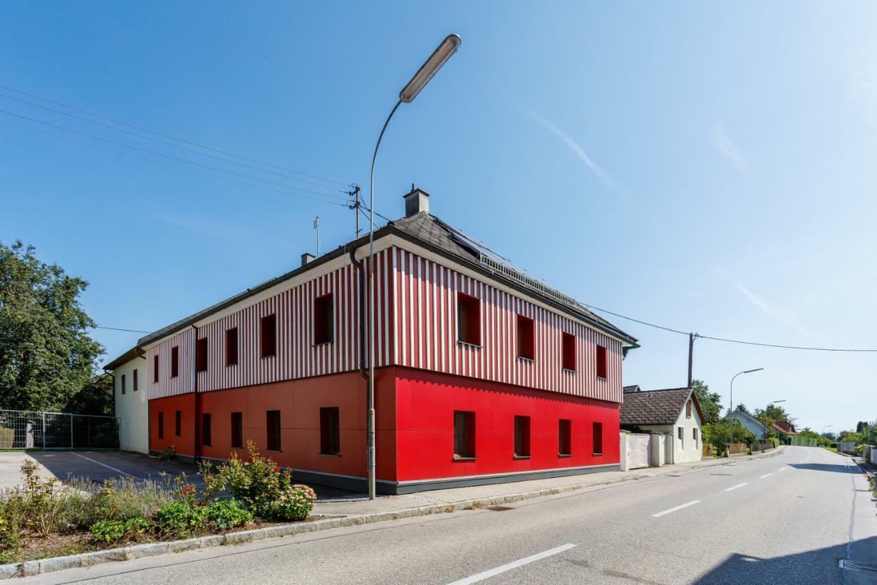 Camping & Guest house Au an der Donau